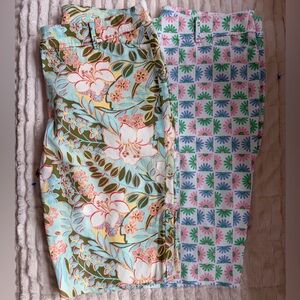 BUNDLE (2) Talbots Size 12 Perfect Shorts Floral & Retro Daisy Cotton Stretch